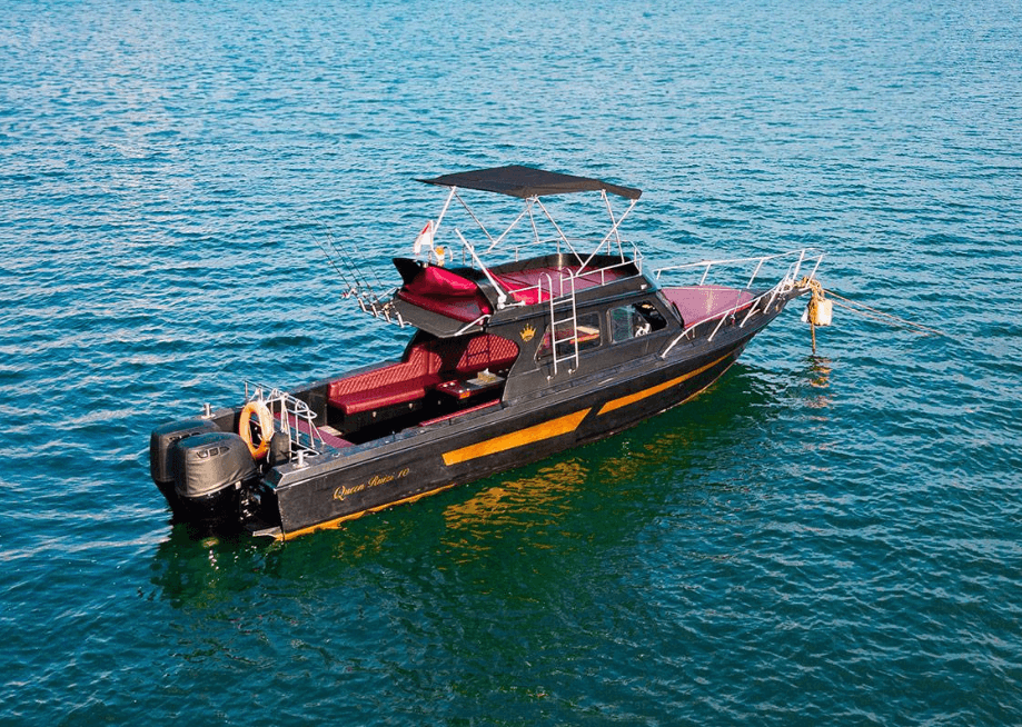Full Day Cruise to Nusa Penida or Lembongan with Private Yacht (QR10)